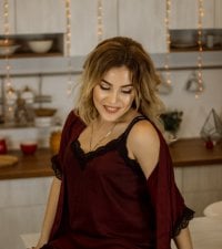 LeaSeydoux's Offline Chat Room