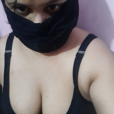 Candyhoty21 - cheapest privates