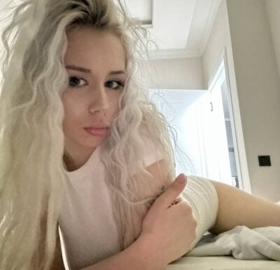 Lana_yum