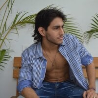 kuzzcoo's Live Webcam Show