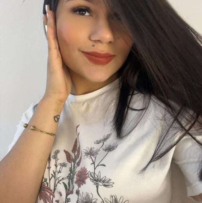 onaircams.com valeriamonet livesex profile in bisexual cams