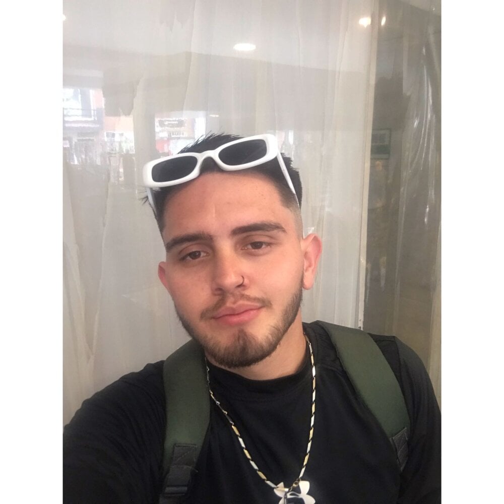 damian_valor_ from stripchat