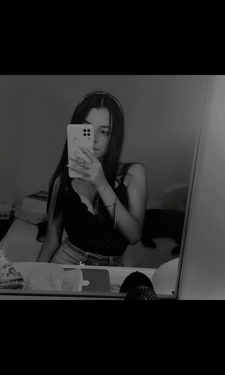 Live sex webcam photo for sun_flower01 #291048544