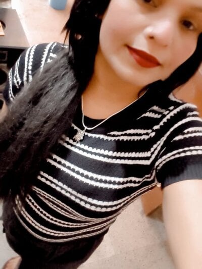Sarita_rao Female Bigassteens Cam Striptease