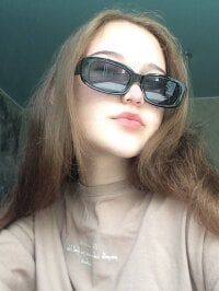 HoldyKlow offline chatrum