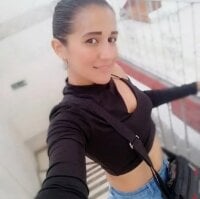 ana_katty_extreme's Offline Chat Room