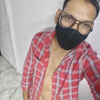 ur_Hunter8055's webcam live show