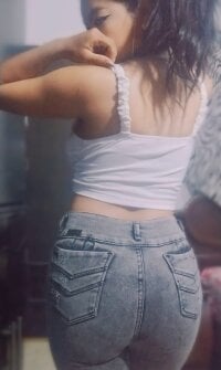 Anny_27_'s Offline Chat Room