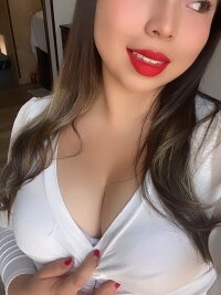 vannessamontes' Offline XXX Chat