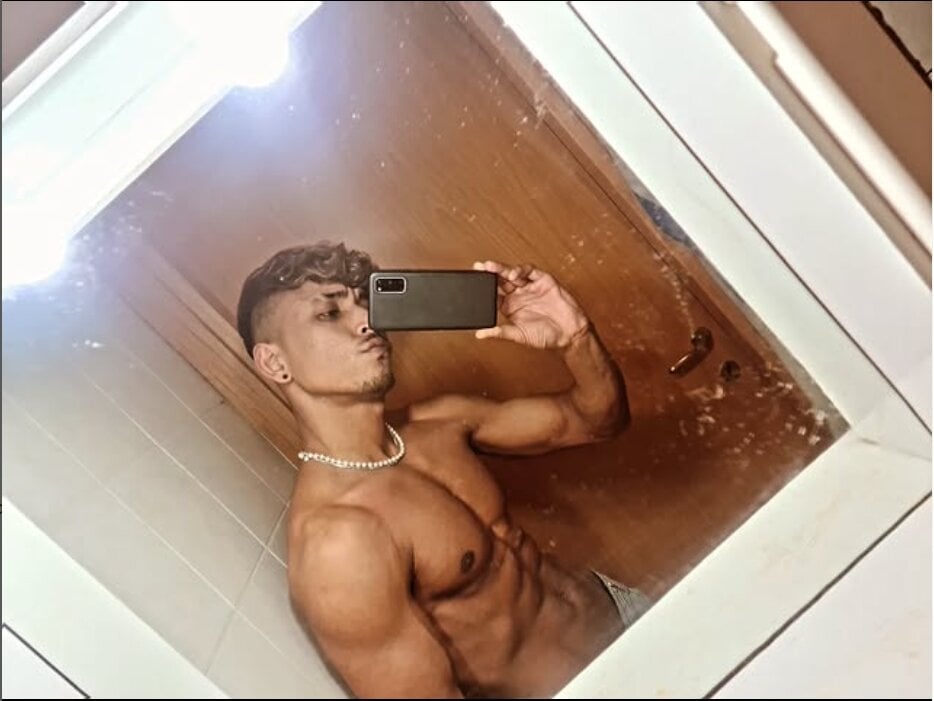 shu992 from stripchat