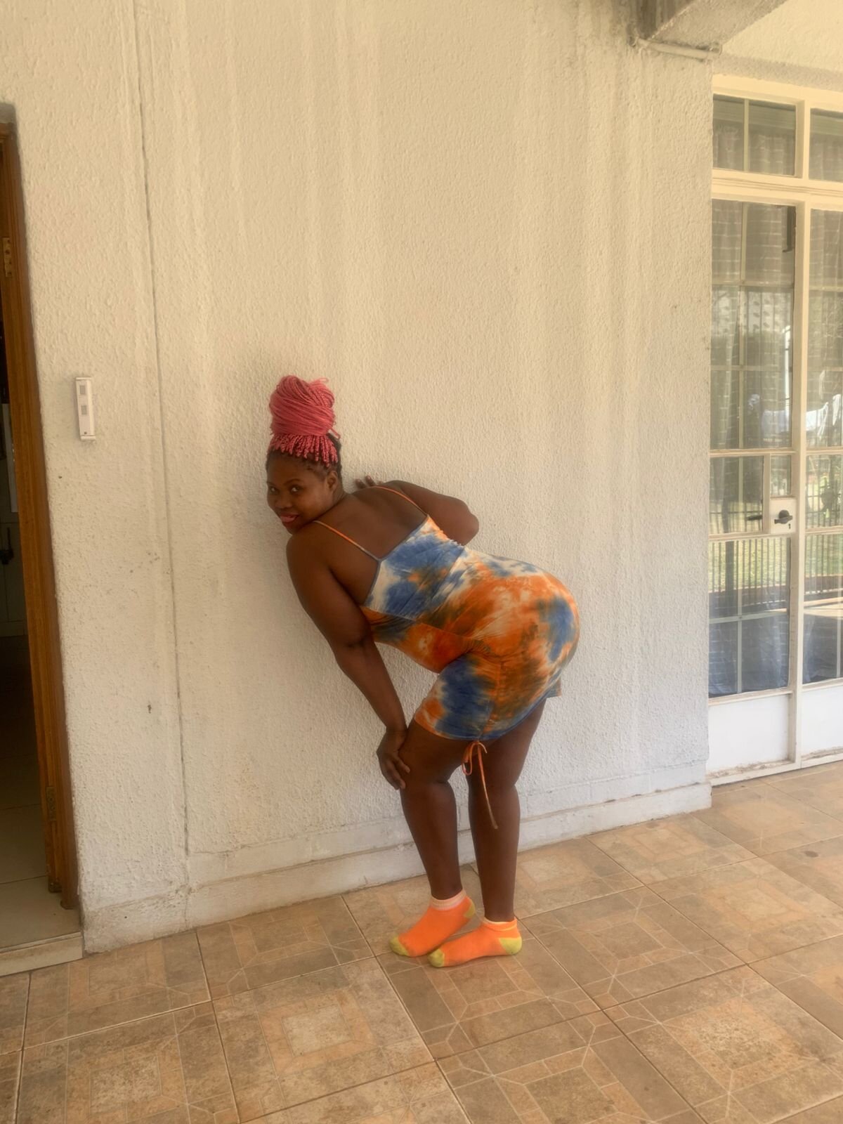 Roundkinkyass