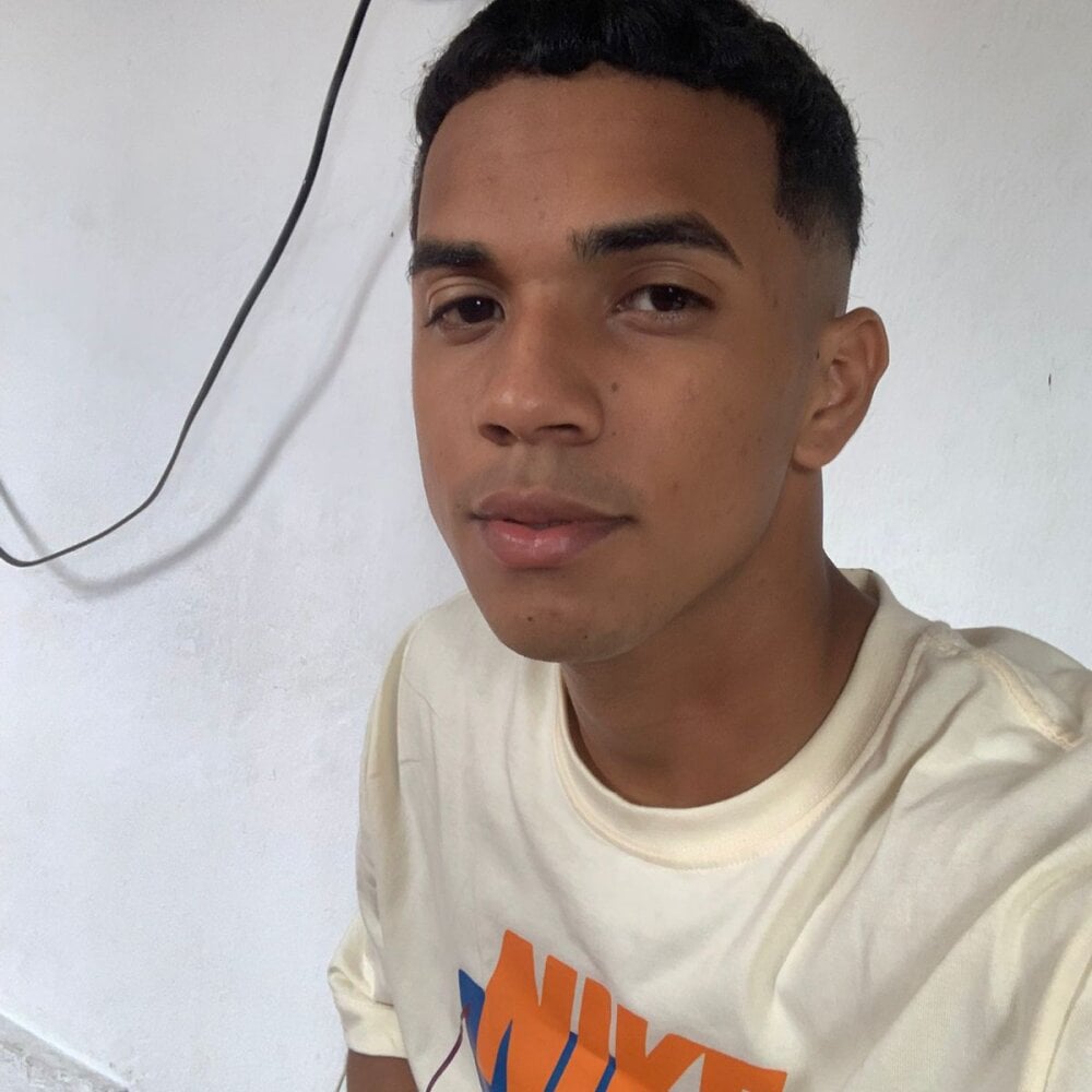natan_latino from stripchat