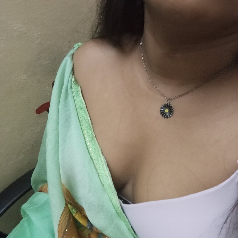 yoursfantasygirl from stripchat