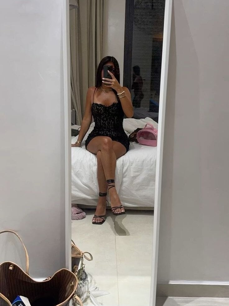 livestrip-joy.com -emma livesex profile in alicia-en-el-pais-de-la-maravilla cams