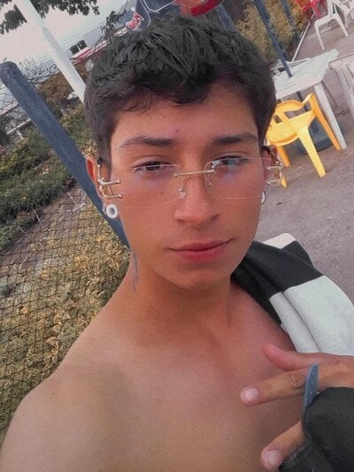 Teylor_estid10 Male Recordablepublics Free Webcam Porn