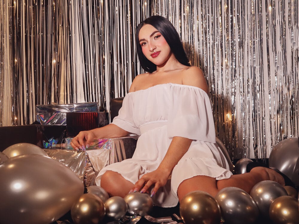 Live sex webcam photo for TomLondon_ #290263676