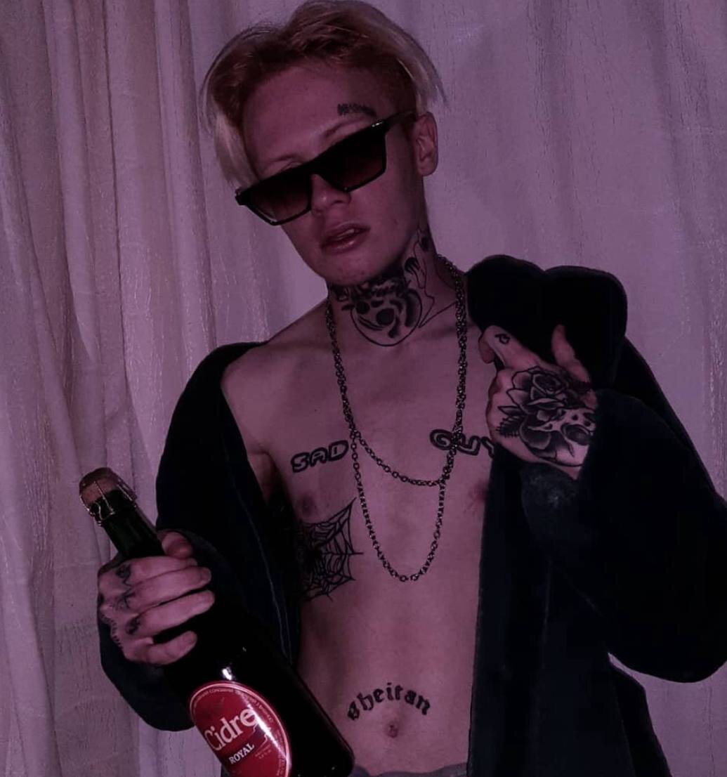Hellll_boy1