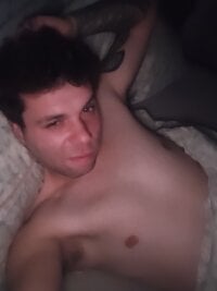 puma3131Spring's webcam live show