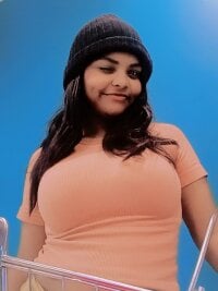 חדר צ'אט לא מקוון של IndianMaybe