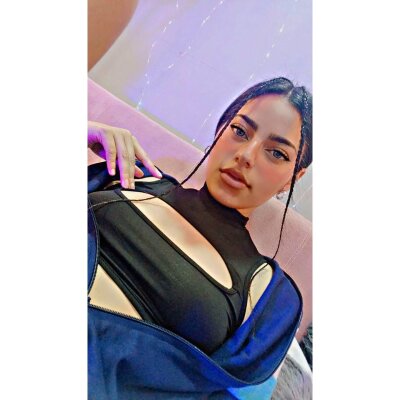 tiffany-mirellii from stripchat