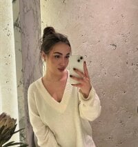 OliviaMoore_ লাইভ XXX চ্যাট