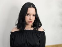 WhitneyFenney's Offline Chat Room
