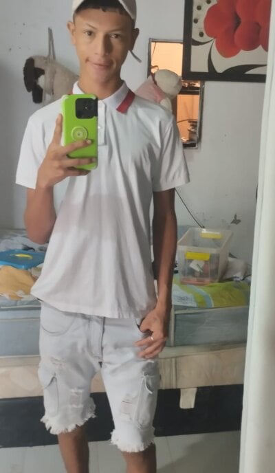Lewis_rodriguez