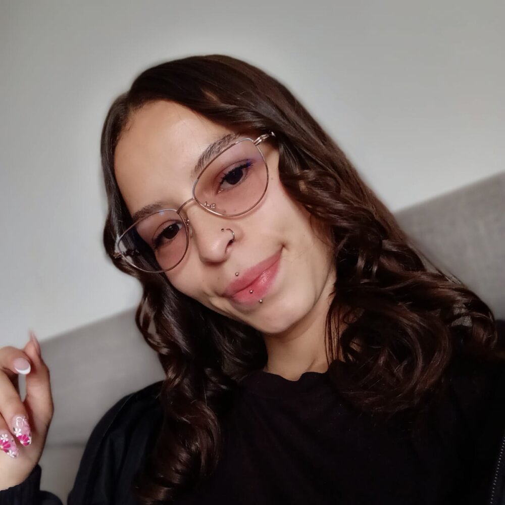 25906Mariana profile