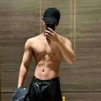 TNT-001's webcam live show