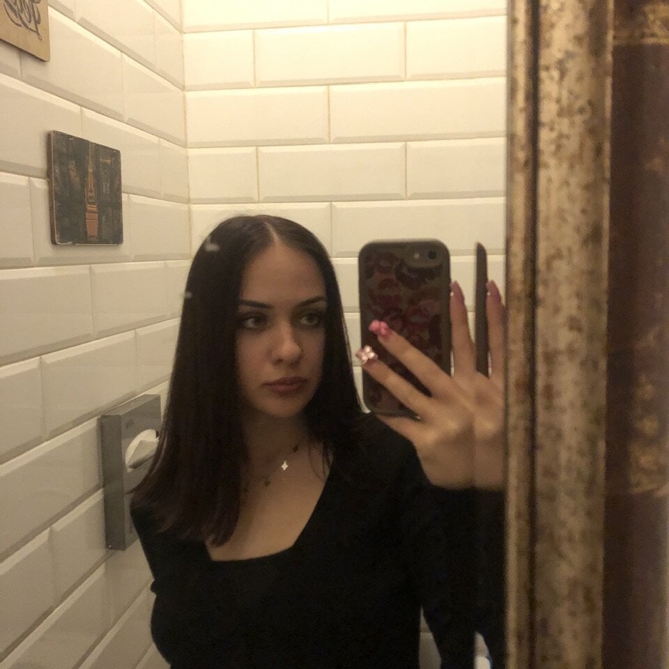 ViviMissLove profile