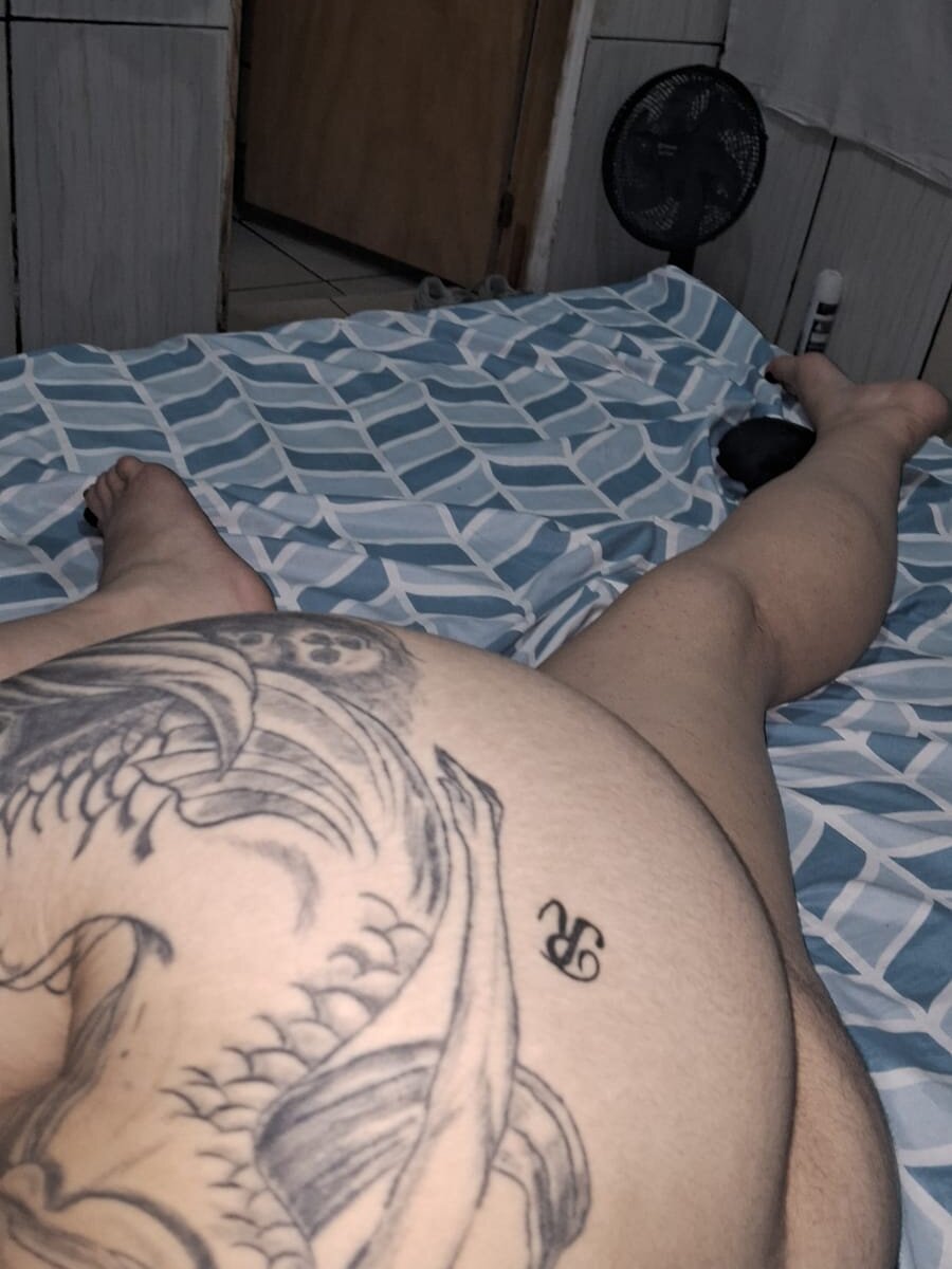 casalhott011_'s Offline XXX Chat