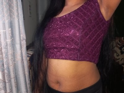 Alpona-02 on StripChat