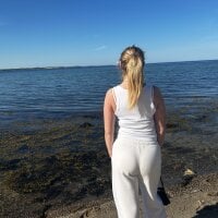 sexyhoneycake's webcam live show