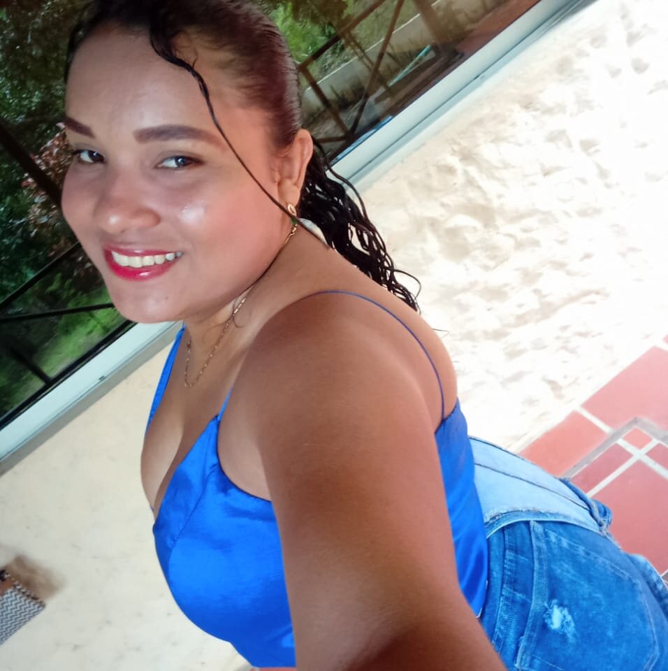 anahi_starr profile