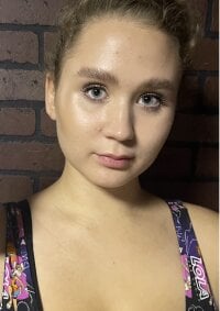lorraine_rase's Offline Chat Room