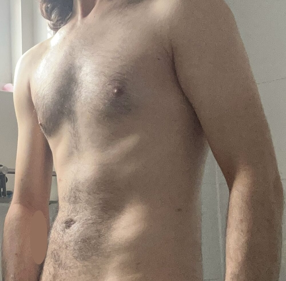 frankieyyy1 from stripchat