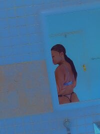 Модель xxBoobieGal