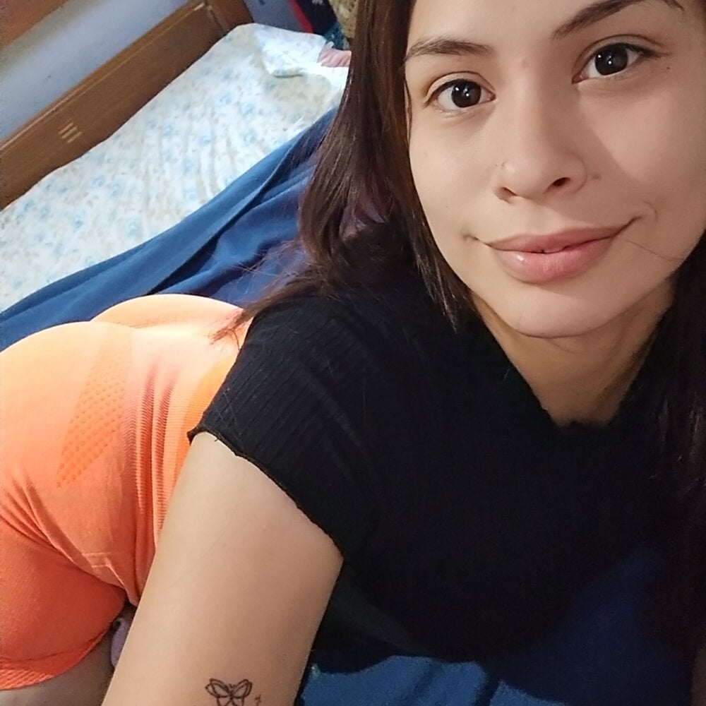 miluuxxx webcam profile - Belgian