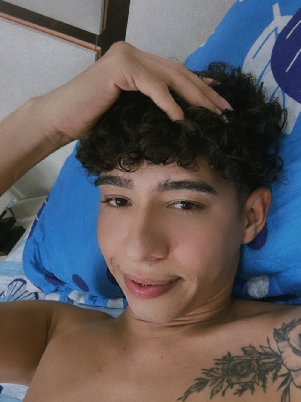 Alex_Cooper19 profile