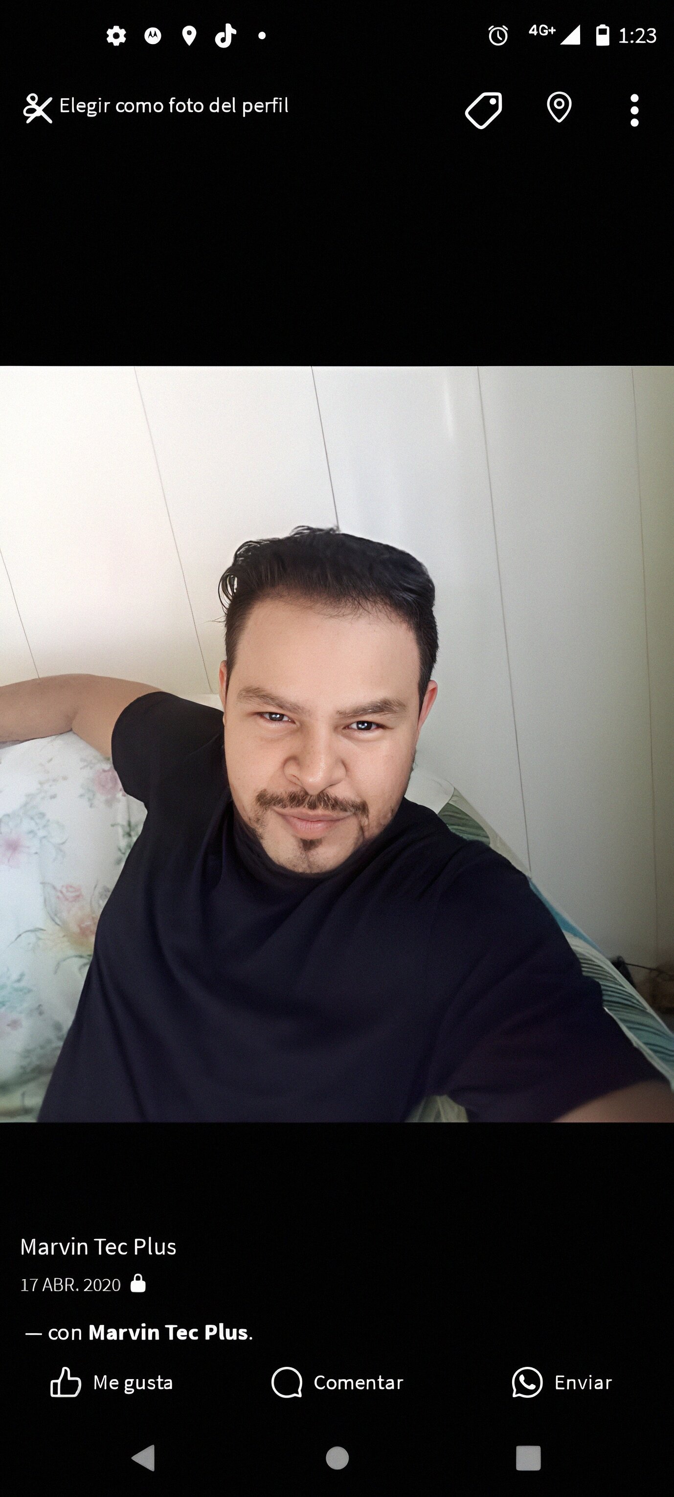 Carlos-sensual