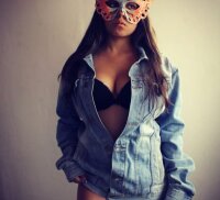 latin_girls18's Offline XXX Chat