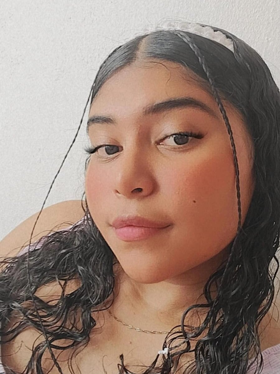 watchgirlcam.com meganweb livesex profile in 23-miles-away cams