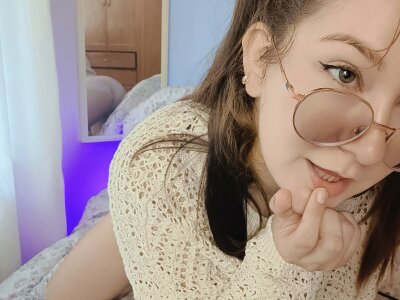 HunnyyLove private show