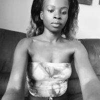 BLACKIS-LOVE's Offline XXX Chat