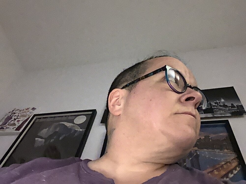 myliveeroticcams.com twice84 livesex profile in somewhere-in-your-dreams-nn cams