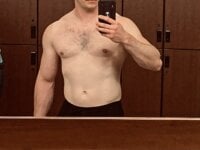 HotLifter's Offline Chat Room