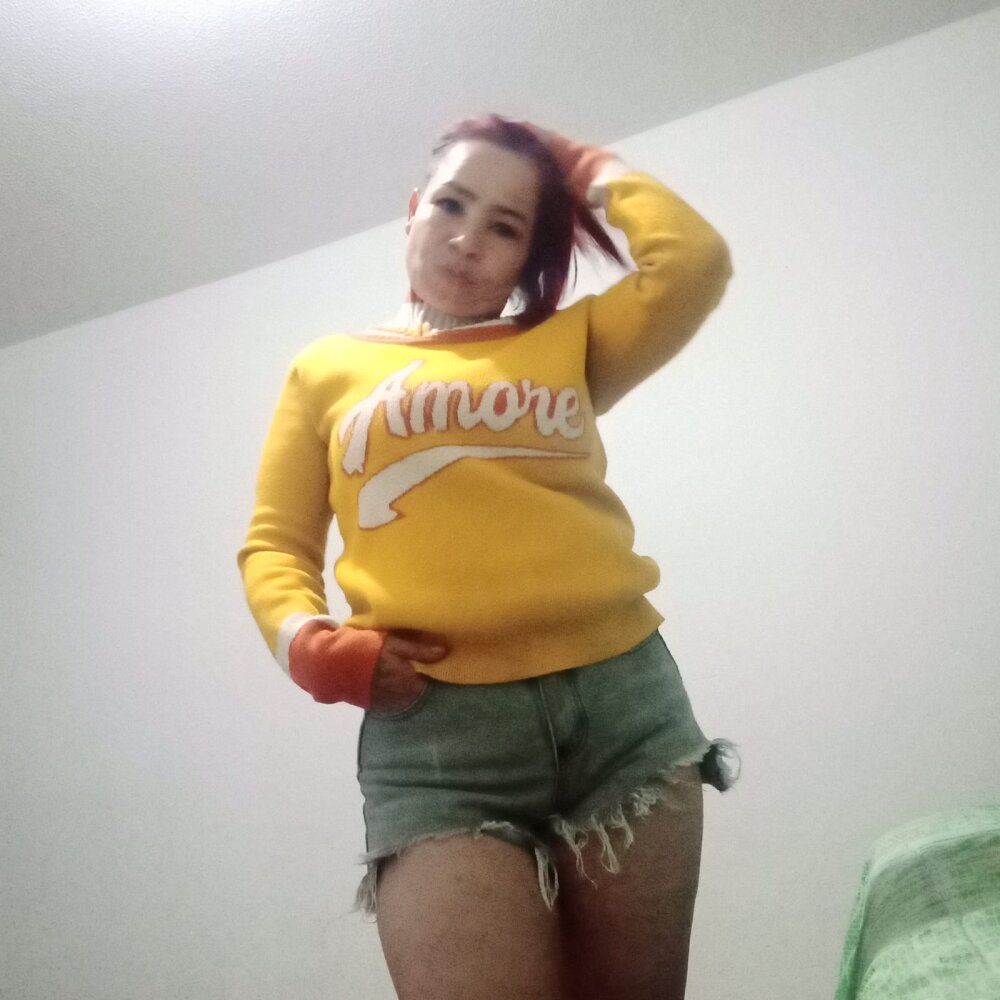 Annie_wiggの無料ライブウェブカメラショー＆XXXチャット | xHamsterLive