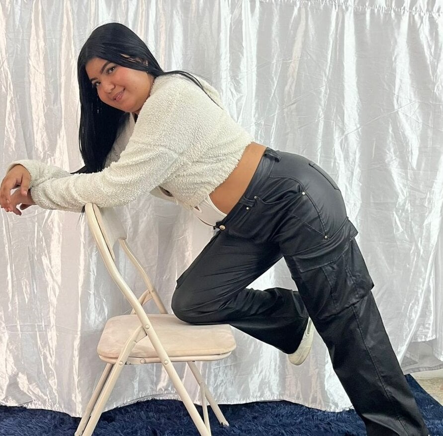 adhara_collins_ profile