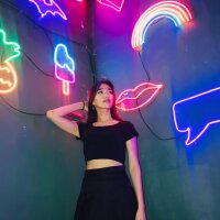 Shayley_queen's Offline XXX Chat