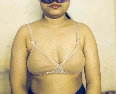 MISS__PRIYA - hairy armpits